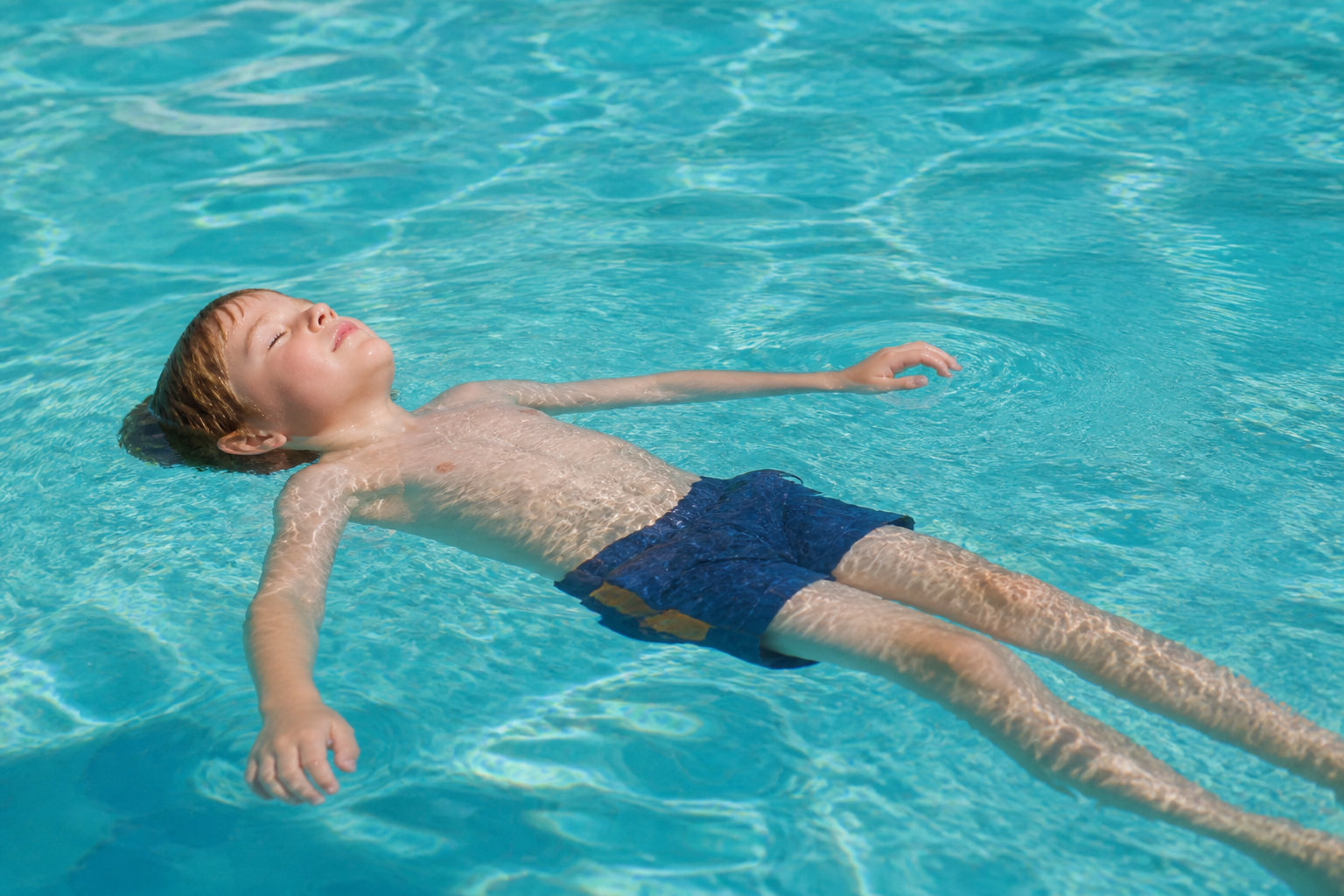 Apprentissage et flottaison : préparer l'enfant aux risques de l'eau